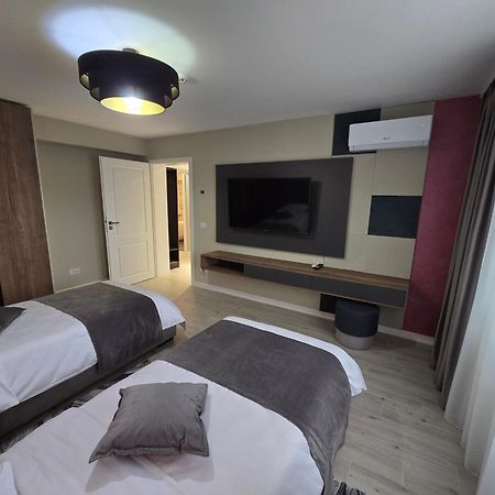 Monarc Boutique Aparthotel - Self Check-In Visan Екстериор снимка