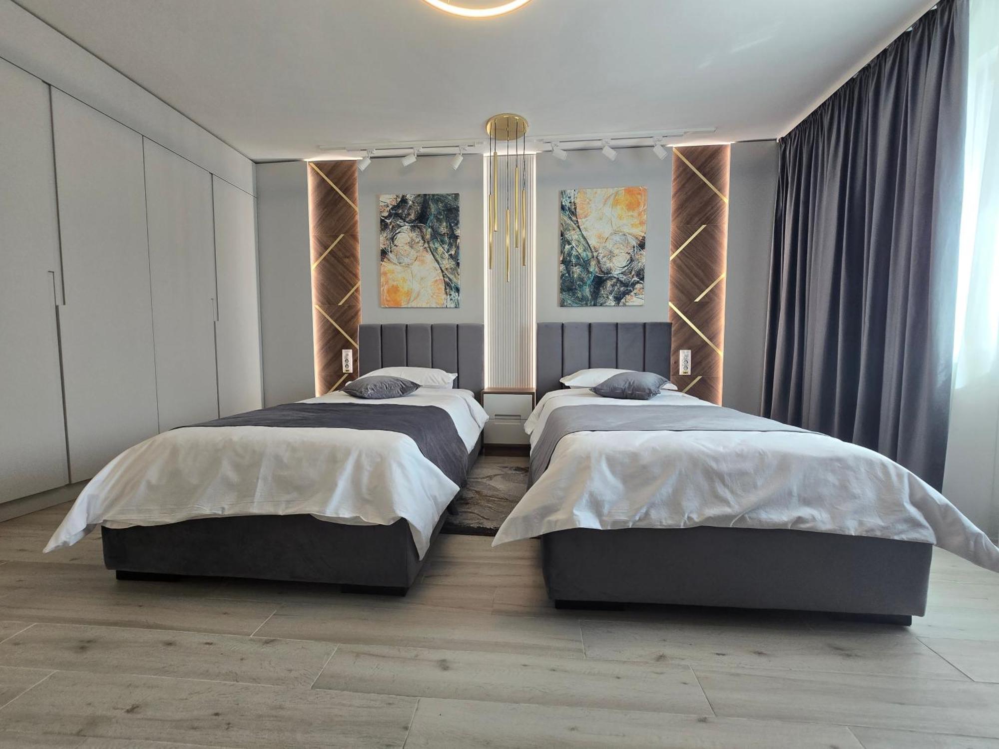 Monarc Boutique Aparthotel - Self Check-In Visan Екстериор снимка